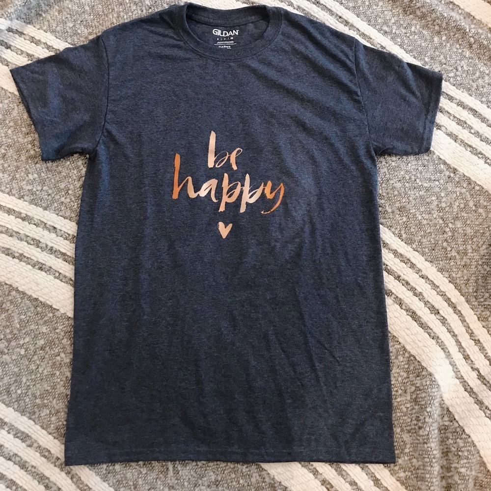 Be happy 💗 t-shirt